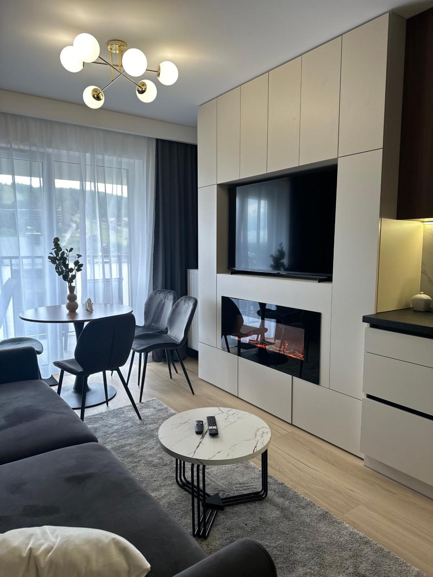 Aurum Ul Cicha 16 5a Bezplatny Parking Apartment Krynica Zdroj