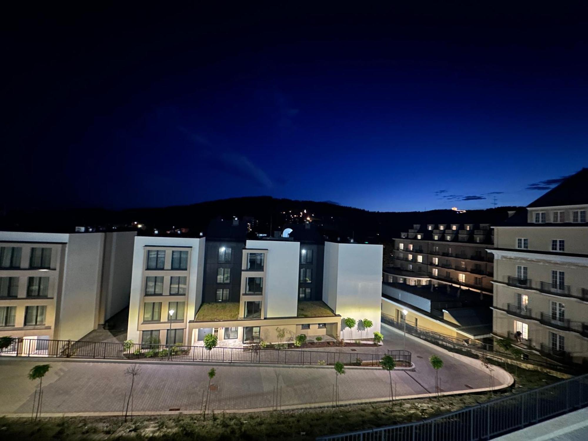 Aurum Ul Cicha 16 5a Bezplatny Parking Apartment